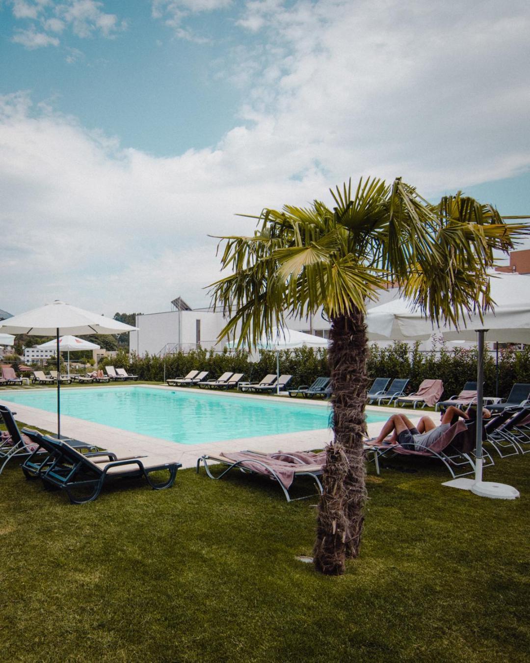 Lam Hotel Celorico De Basto Buitenkant foto