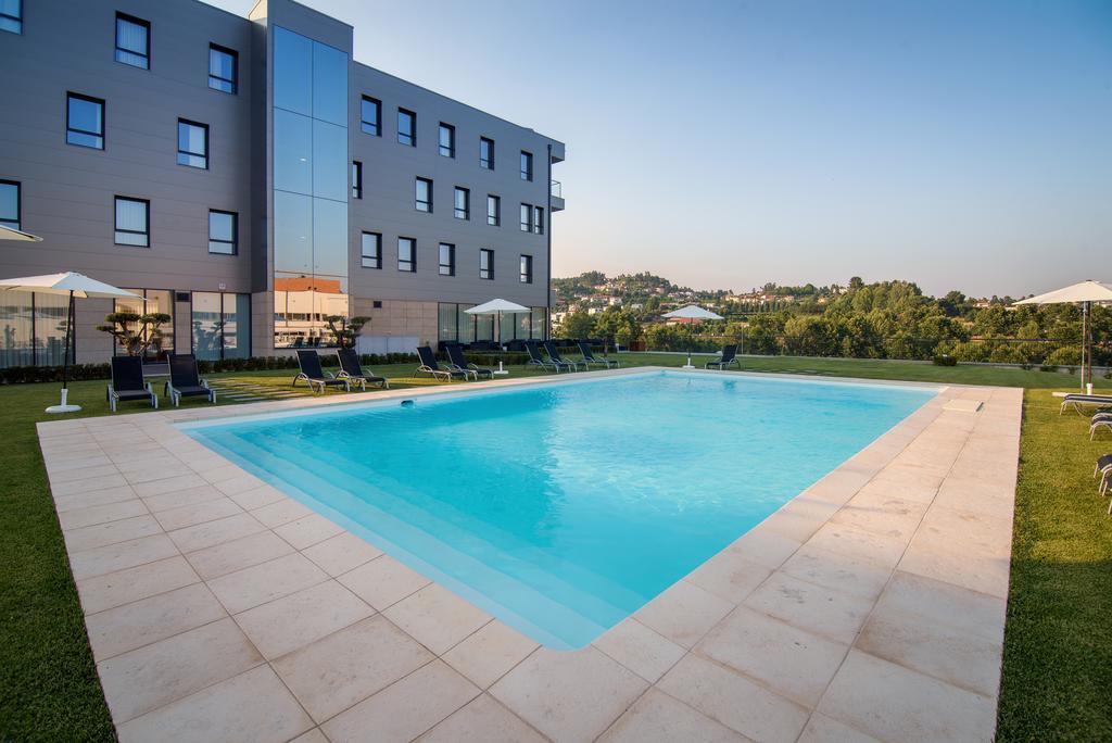 Lam Hotel Celorico De Basto Buitenkant foto
